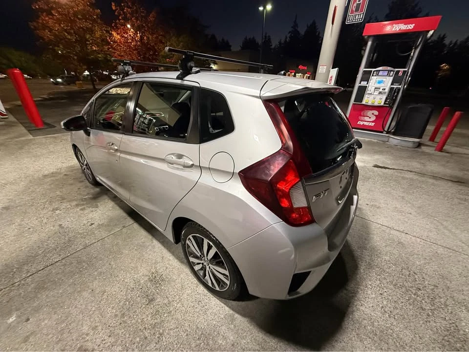 2015 Honda Fit - Image 3 of 9
