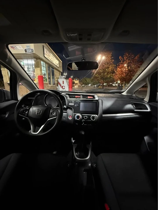 2015 Honda Fit - Image 7 of 9
