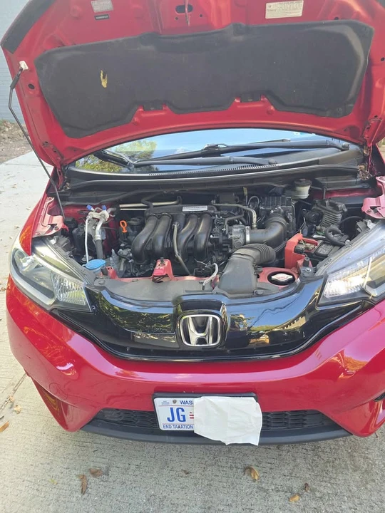 2015 Honda Fit - Image 2 of 12