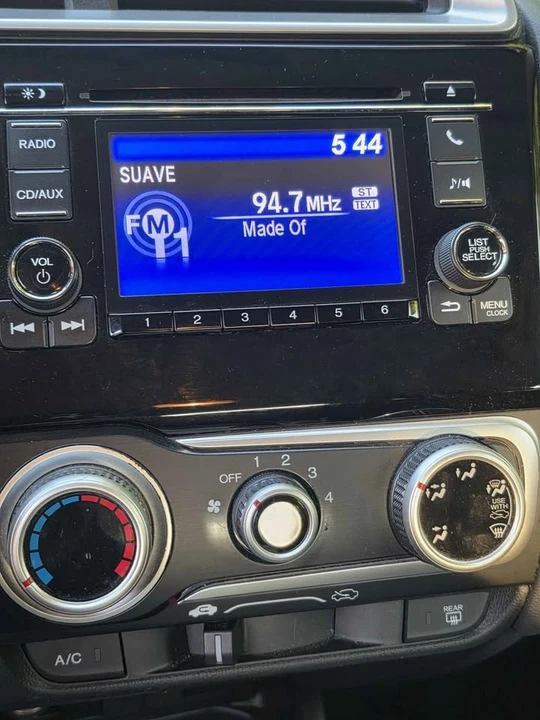 2015 Honda Fit - Image 10 of 12