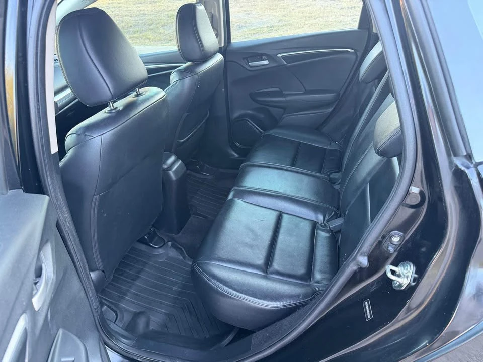 2015 Honda Fit - Image 7 of 12