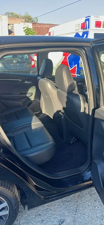 2015 Honda Fit - Image 6 of 9