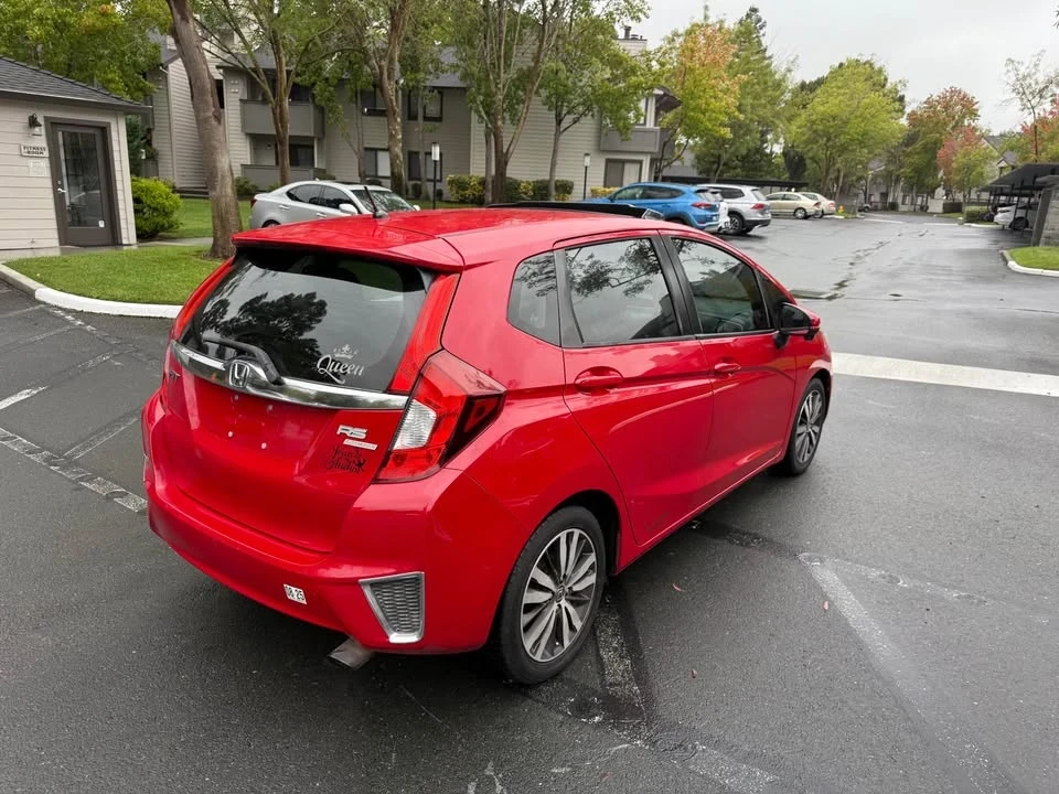 2015 Honda Fit - Image 2 of 6