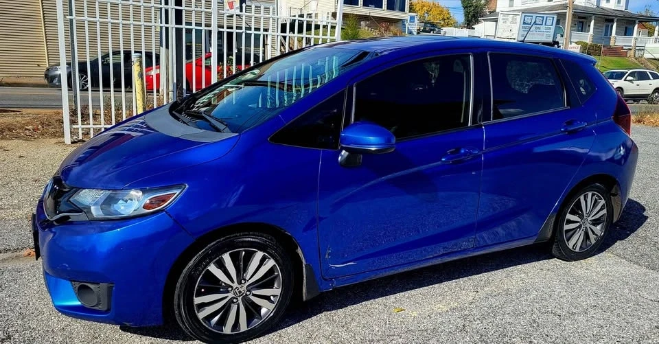 2015 Honda Fit - Image 2 of 15