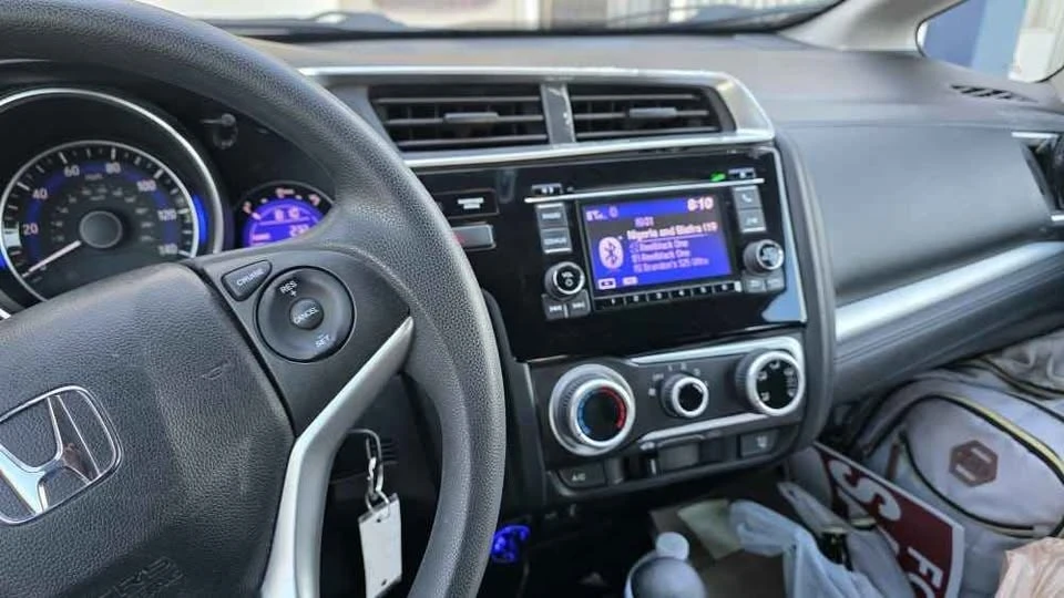 2015 Honda Fit - Image 5 of 16