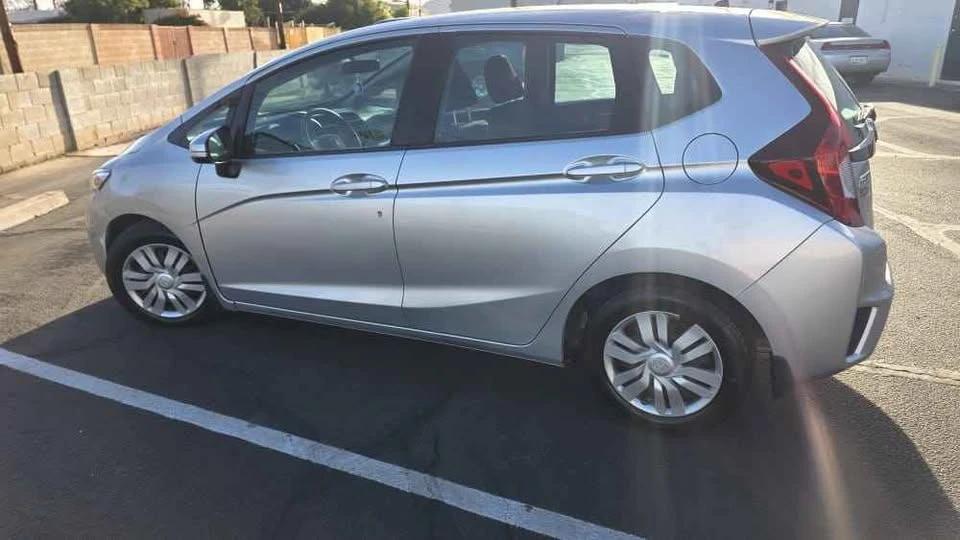 2015 Honda Fit - Image 4 of 16