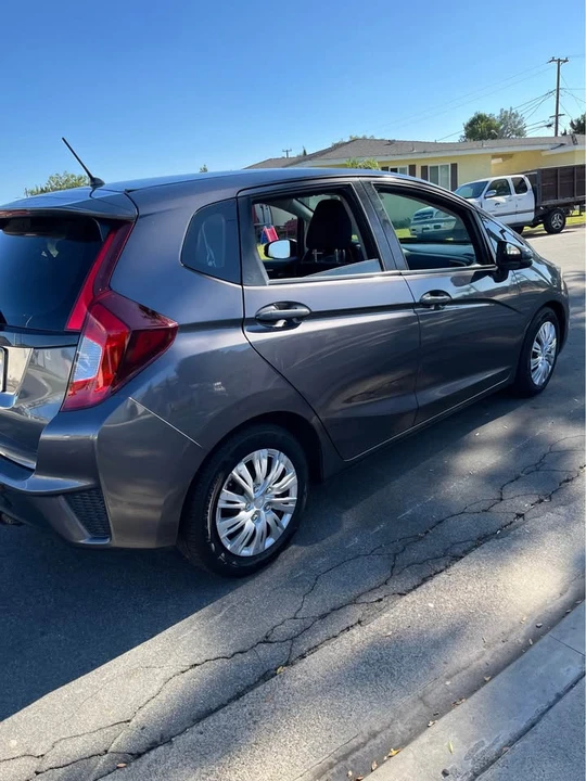 2015 Honda Fit - Image 6 of 12