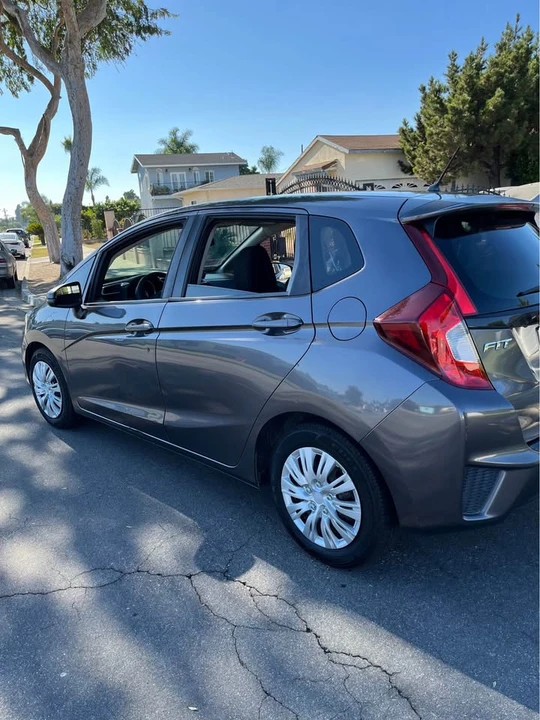 2015 Honda Fit - Image 5 of 12