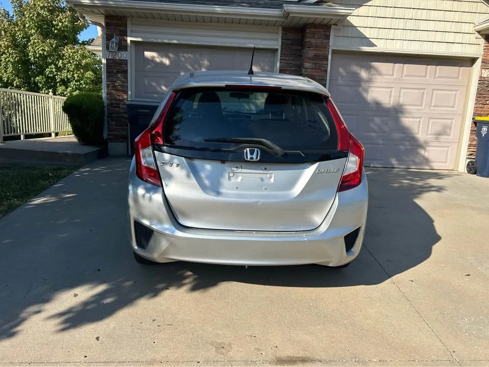 2015 Honda Fit - Image 2 of 12