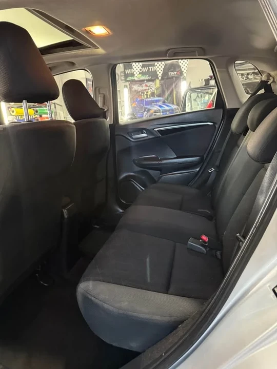 2015 Honda Fit - Image 6 of 9