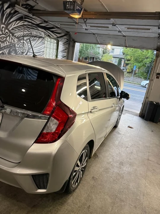 2015 Honda Fit - Image 3 of 9
