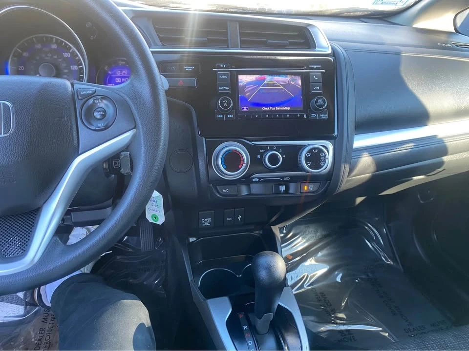 2015 Honda Fit - Image 3 of 11