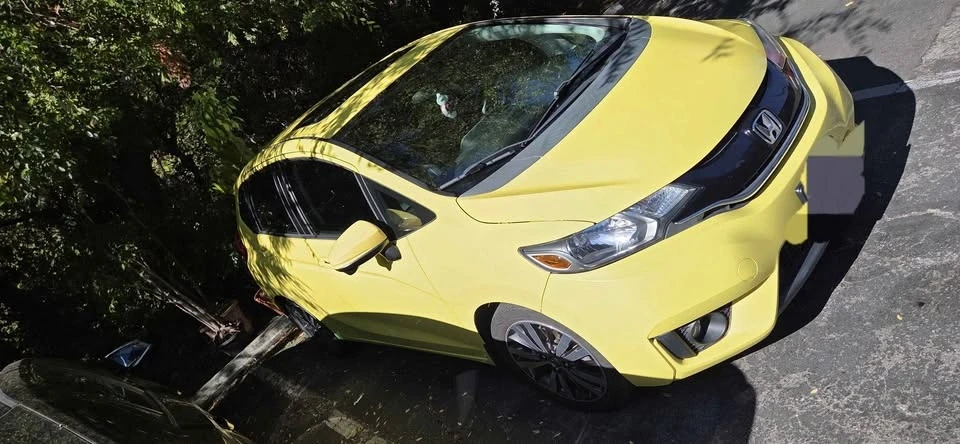 2015 Honda Fit - Image 3 of 9