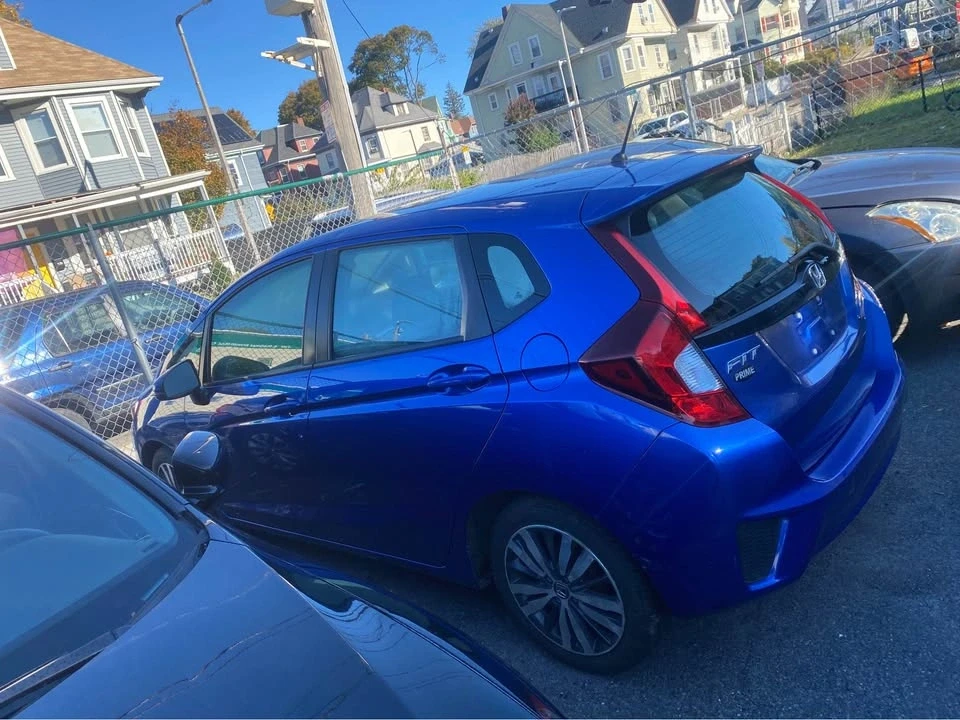 2015 Honda Fit - Image 5 of 11