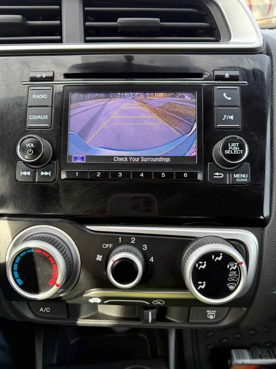 2015 Honda Fit - Image 15 of 16