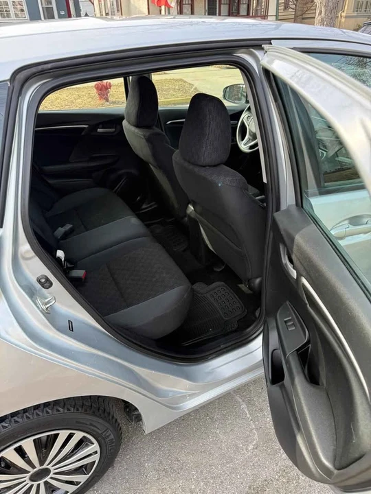 2015 Honda Fit - Image 12 of 16