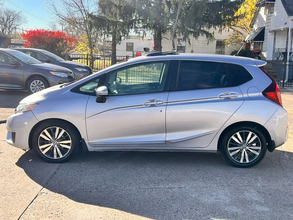2015 Honda Fit - Image 3 of 19