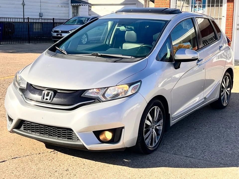 2015 Honda Fit - Image 2 of 19