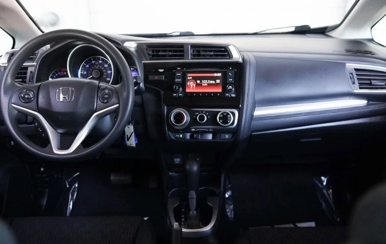 2015 Honda Fit - Image 7 of 11