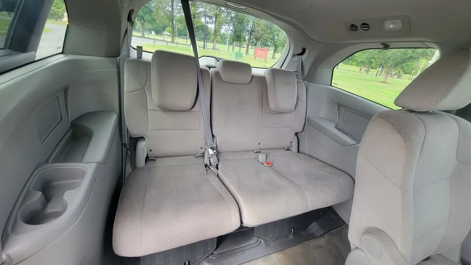 2015 Honda Odyssey - Image 8 of 15
