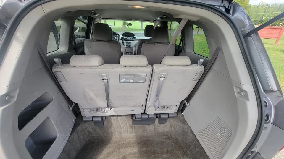 2015 Honda Odyssey - Image 15 of 15