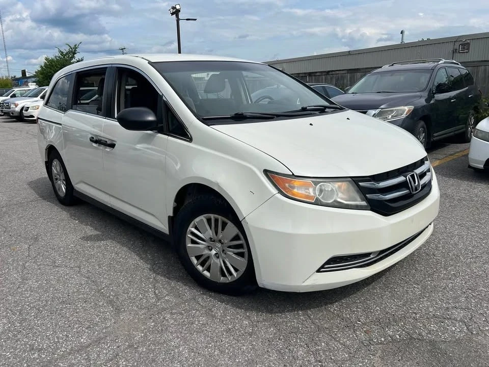 2015 Honda Odyssey - Image 3 of 13