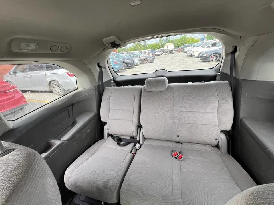 2015 Honda Odyssey - Image 11 of 13