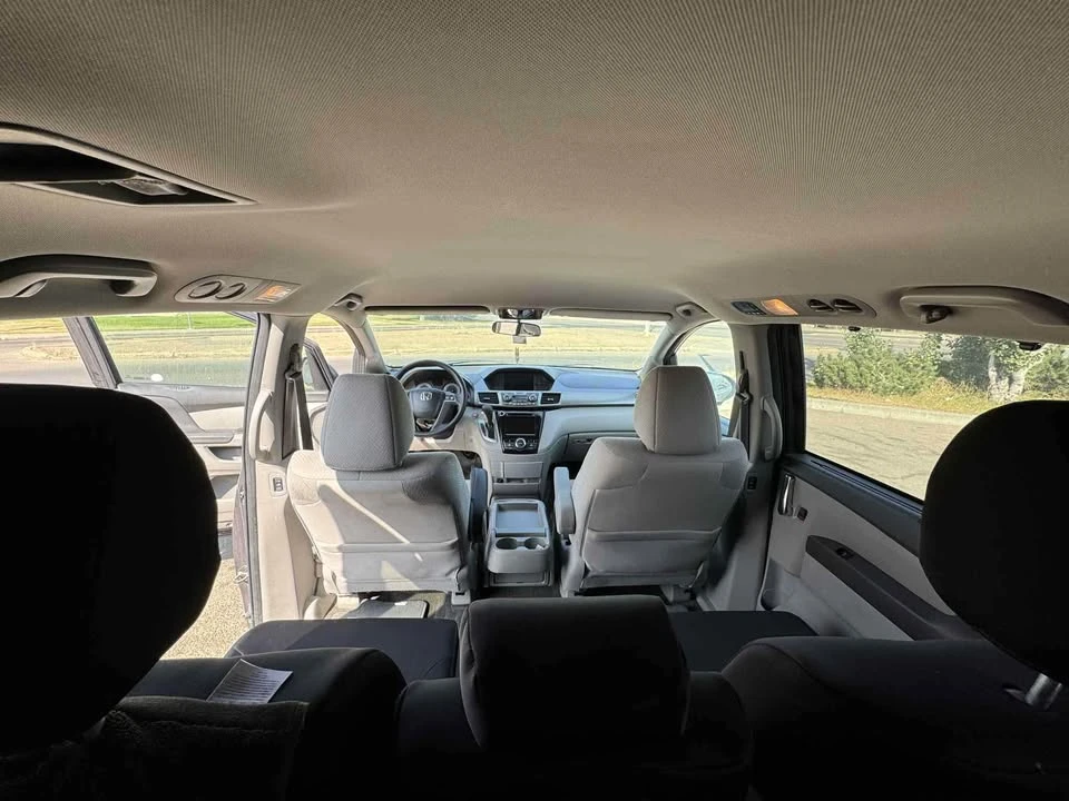 2015 Honda Odyssey - Image 9 of 13