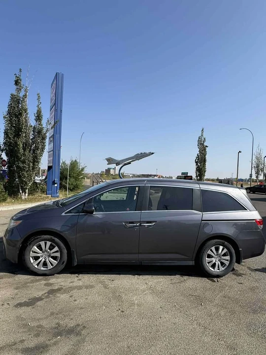 2015 Honda Odyssey - Image 3 of 13