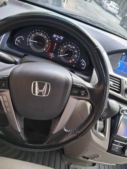 2015 Honda Odyssey - Image 6 of 9