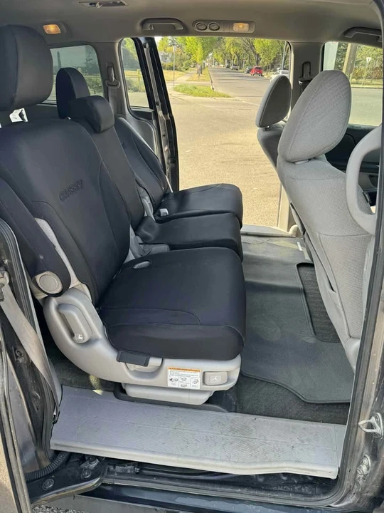 2015 Honda Odyssey - Image 11 of 13