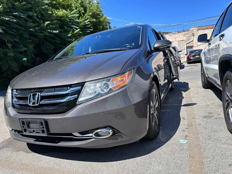 2015 Honda Odyssey - Image 4 of 20