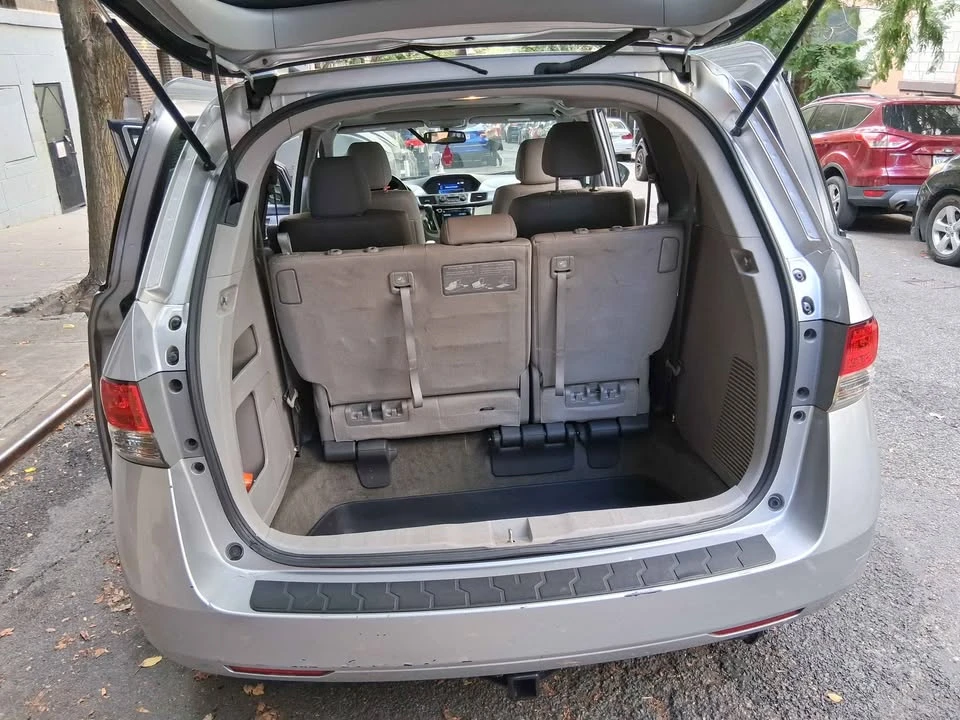 2015 Honda Odyssey - Image 5 of 9