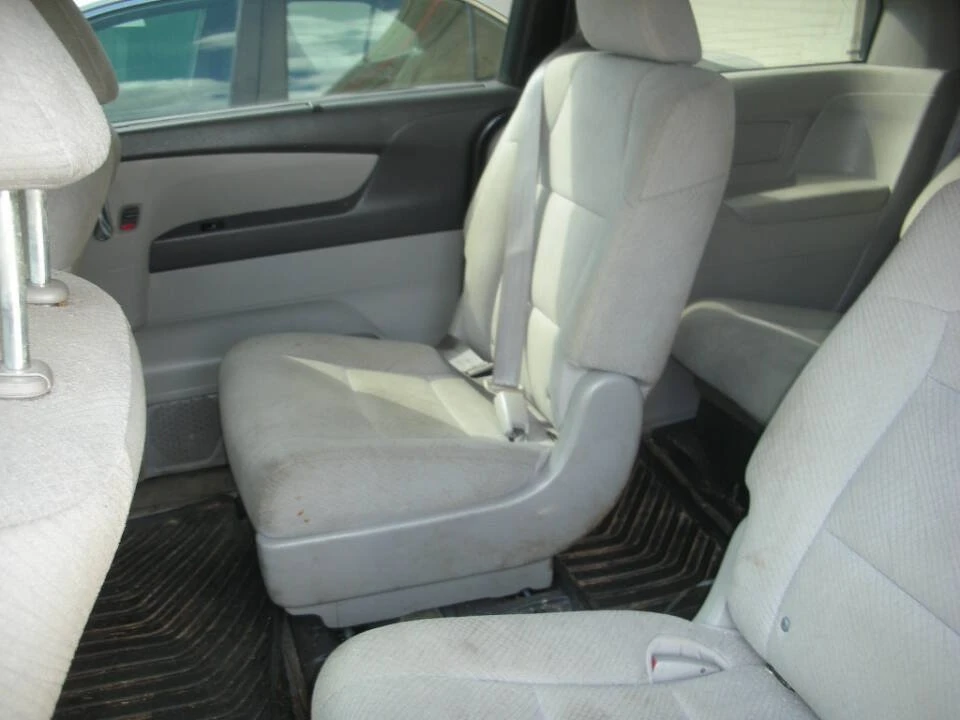 2015 Honda Odyssey - Image 6 of 8