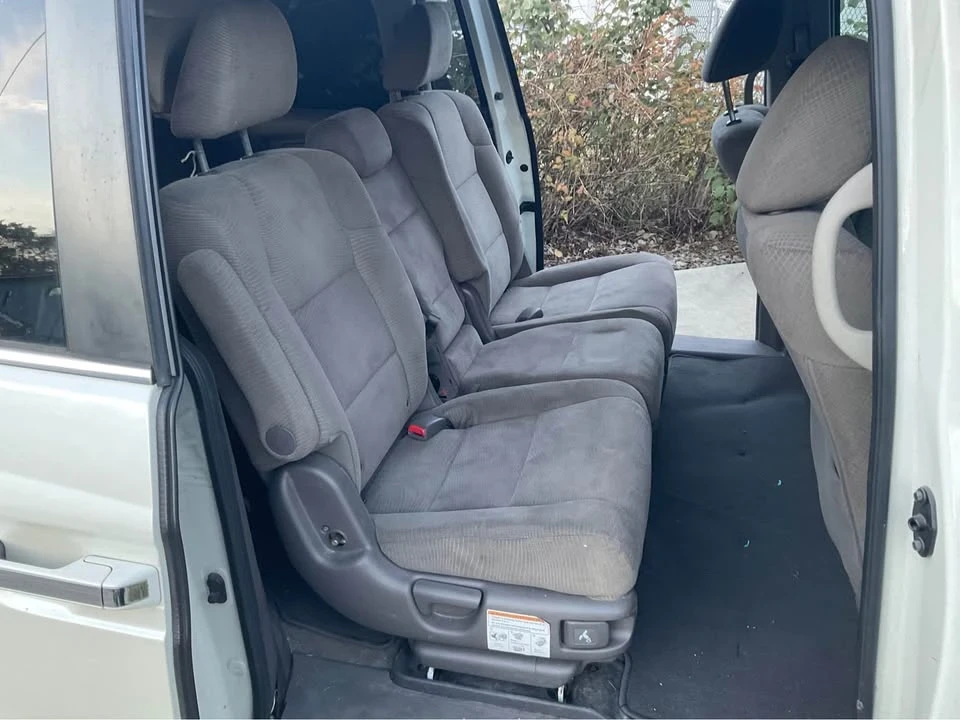 2015 Honda Odyssey - Image 9 of 12