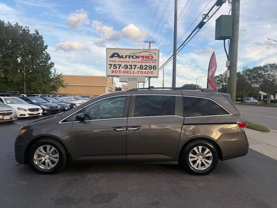2015 Honda Odyssey - Image 2 of 16
