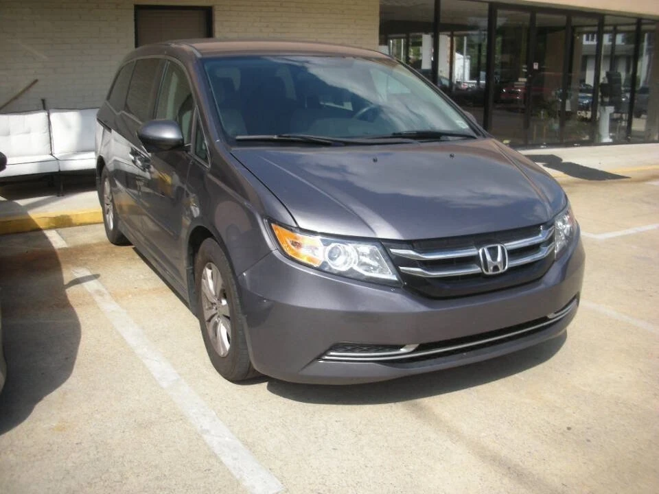 2015 Honda Odyssey - Image 2 of 8