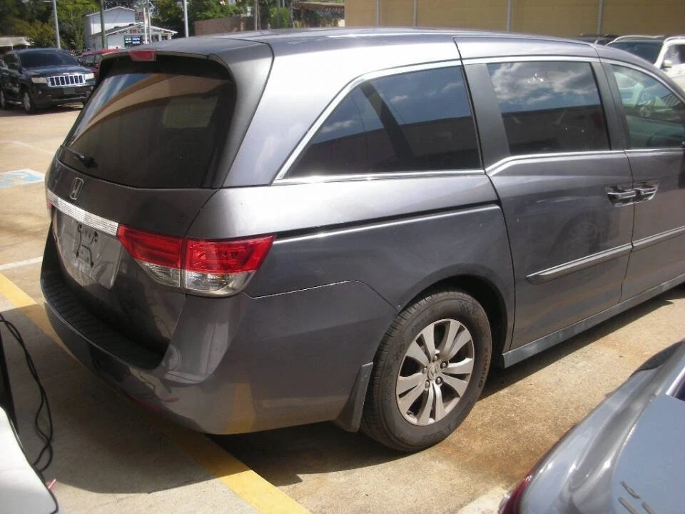 2015 Honda Odyssey - Image 3 of 8