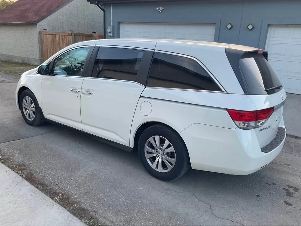 2015 Honda Odyssey - Image 12 of 12