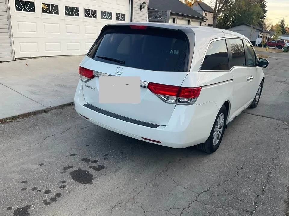 2015 Honda Odyssey - Image 11 of 12