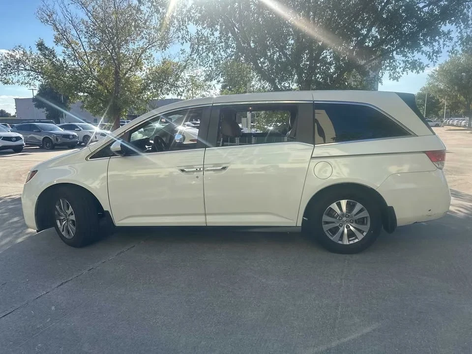 2015 Honda Odyssey - Image 8 of 9