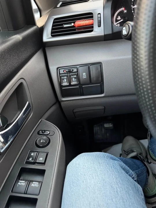 2015 Honda Odyssey - Image 7 of 11
