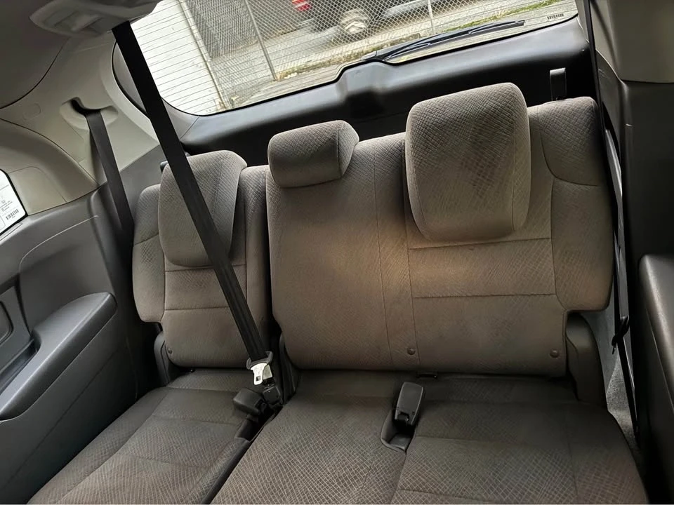 2015 Honda Odyssey - Image 10 of 11