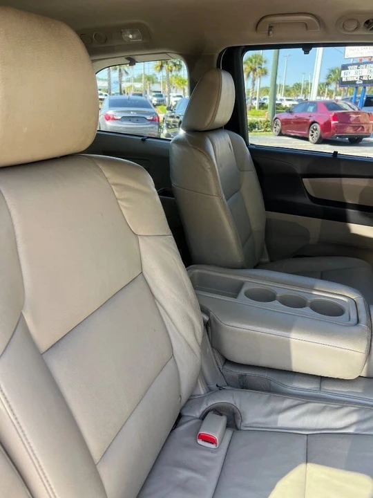 2015 Honda Odyssey - Image 11 of 20