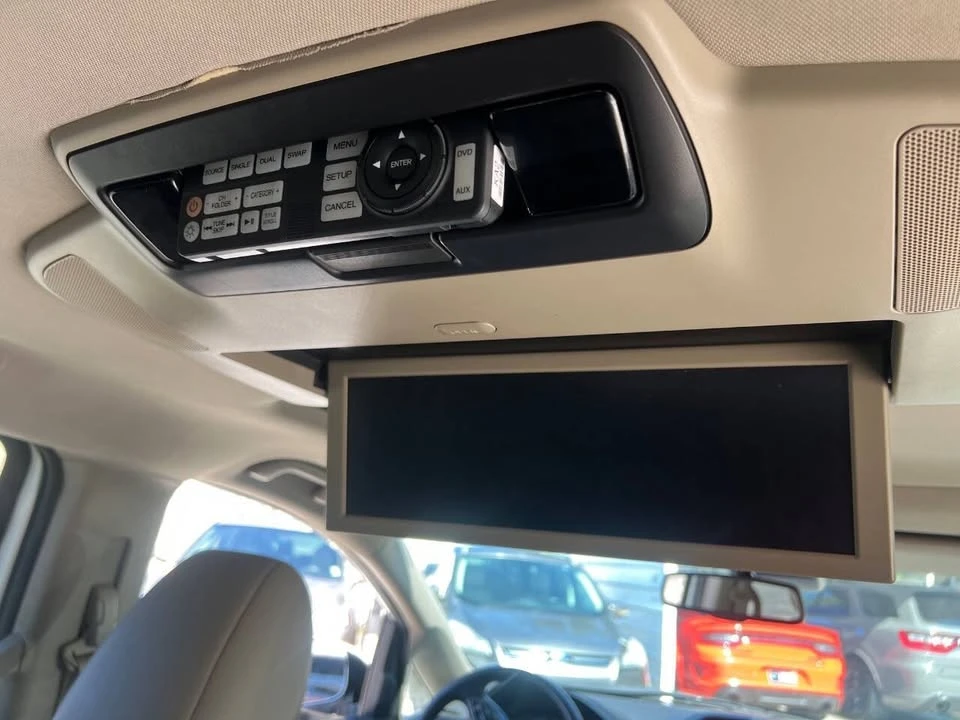 2015 Honda Odyssey - Image 14 of 20