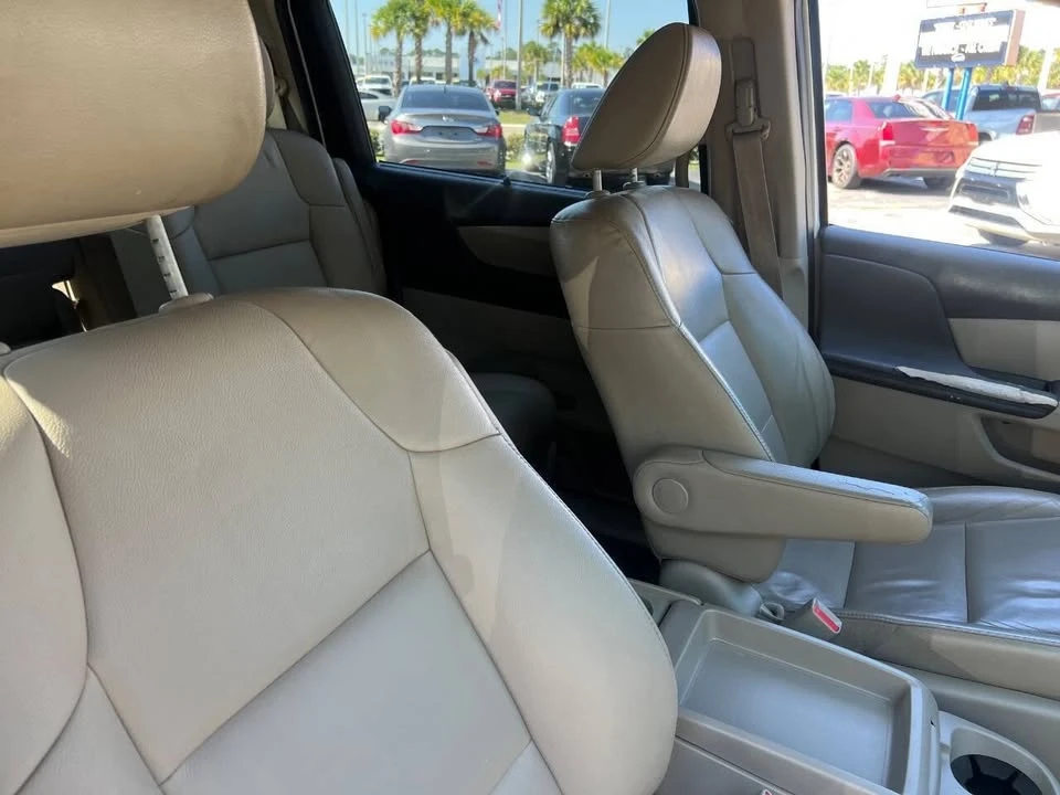 2015 Honda Odyssey - Image 18 of 20