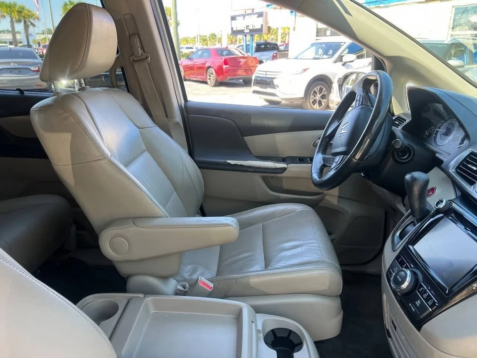 2015 Honda Odyssey - Image 19 of 20