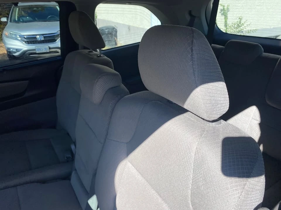 2015 Honda Odyssey - Image 16 of 17