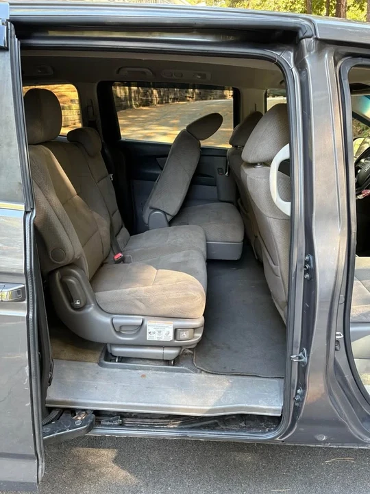 2015 Honda Odyssey - Image 15 of 17