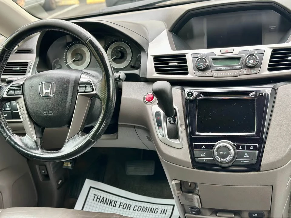 2015 Honda Odyssey - Image 15 of 20